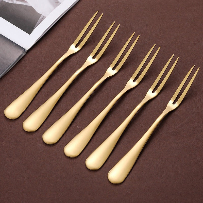 Set of 15 Stainless Steel Cocktail Forks, Ideal for Appetizers, Small Crab Dishes, And Desserts, Featuring a Carved Fruit Design, Perfect for Cheese, Olives, Salad, Escargot, And Charcuterie Boards, Suitable for Restaurant Use