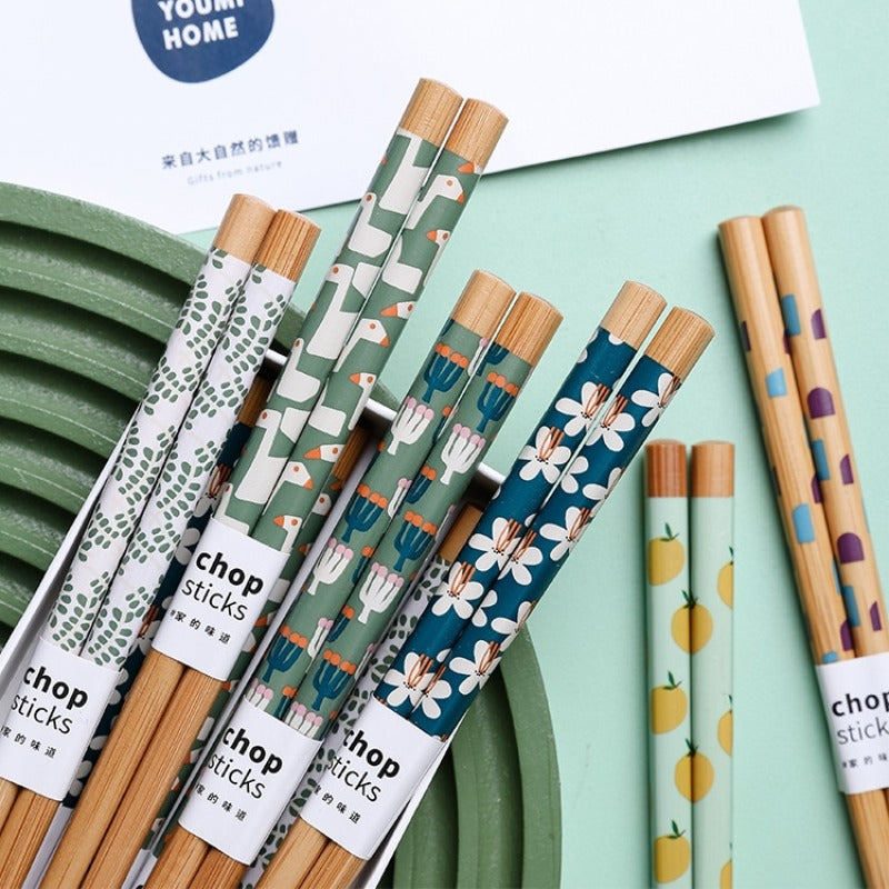 8 Pairs of Bamboo Chopsticks | Naturally Non-Moldy, Easy and Creative Printing, Non-Slip, One Person and One Chopstick Set, Household Use