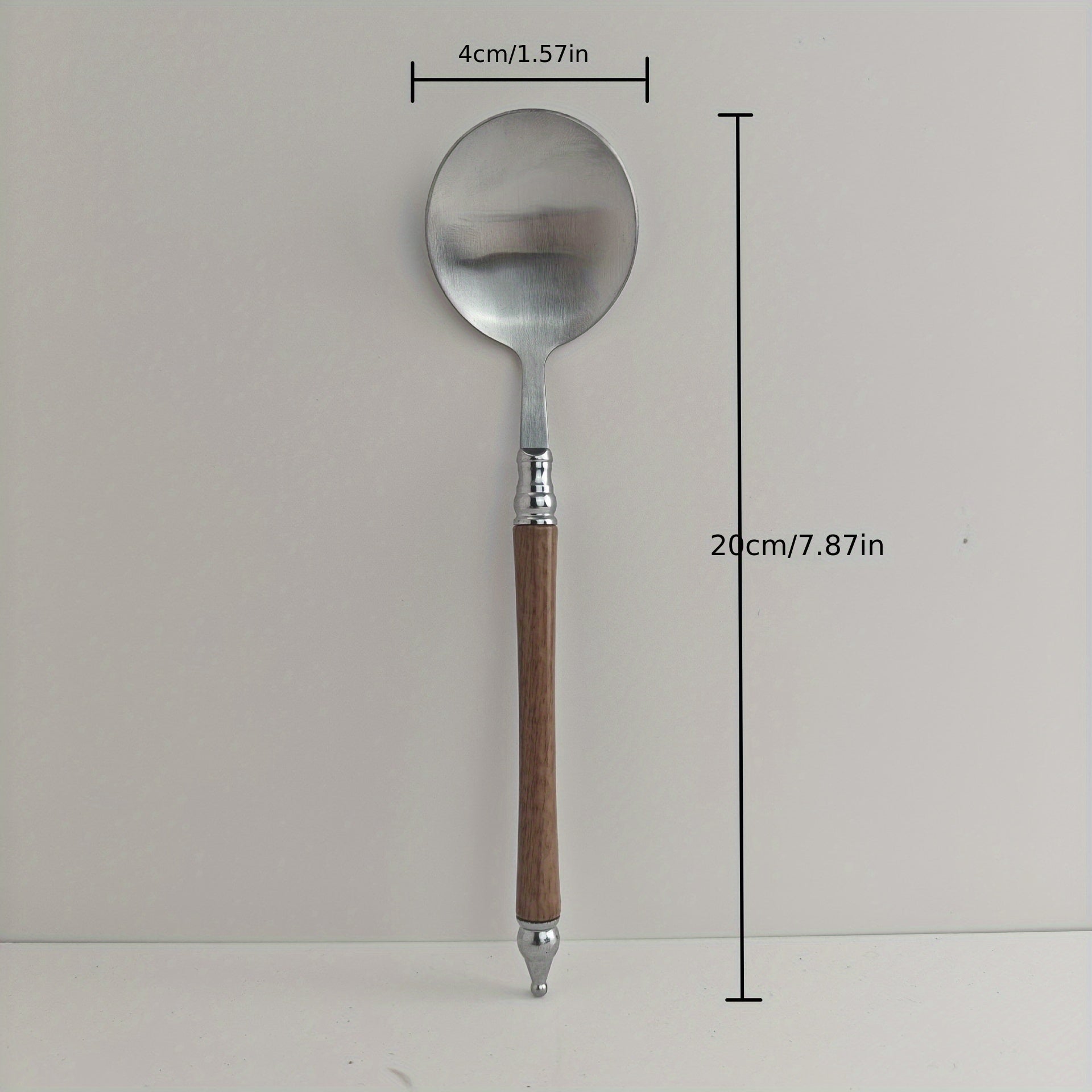 Popular Stainless Steel Spoon Designed to Resemble Rosewood