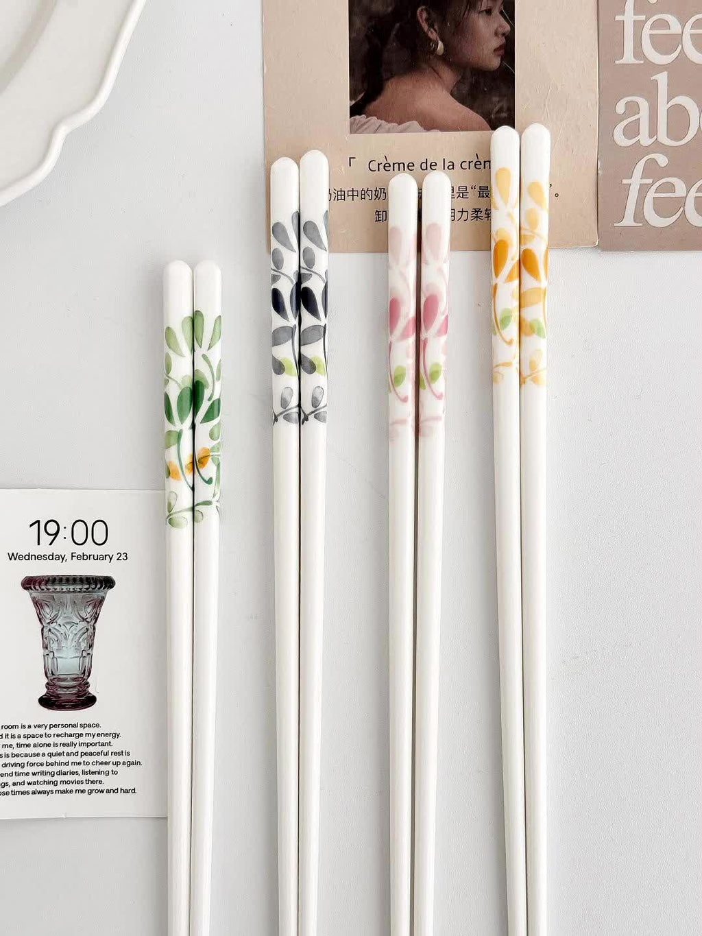4\u002F10 Double Ceramic Chopsticks with Seasonal Floral Patterns, Aesthetically Pleasing, Non-Slip, Heat-Resistant, Clean And Hygienic, Easy to Wash, Suitable for Family Dining, Table Additions