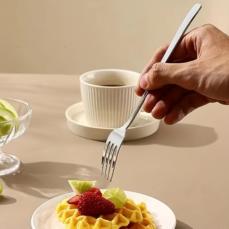 4\u002F8pcs of Silvery stainless steel Korean fork, salad fork, mirror-polished, dishwasher washable, perfect for families, ramen shops, parties, and Korean restaurants (7.56 inches long)