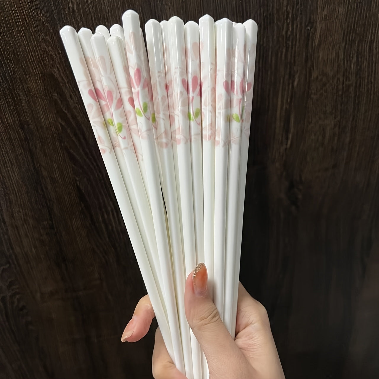 4\u002F10 Double Ceramic Chopsticks with Seasonal Floral Patterns, Aesthetically Pleasing, Non-Slip, Heat-Resistant, Clean And Hygienic, Easy to Wash, Suitable for Family Dining, Table Additions
